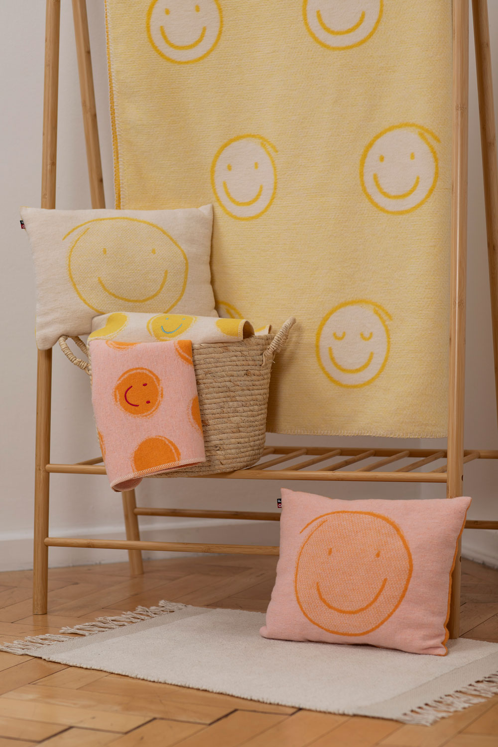 JUWEL baby blanket "Happy Faces" embroidered