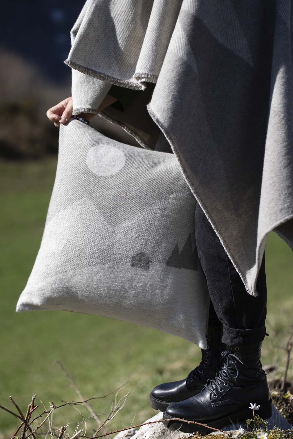 SILVRETTA cushion cover "mountains & moon" in . Cushion Cover made by David Fussenegger , a family-run mill in Austria.