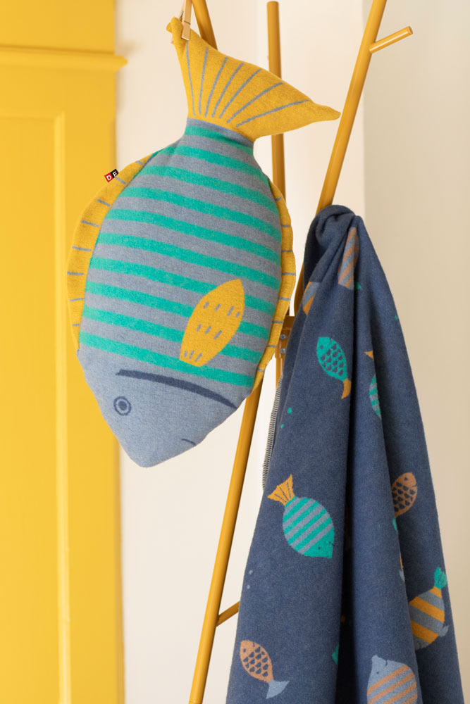 JUWEL pillow "fish" includes filling in . Filled Cushion made by David Fussenegger , a family-run mill in Austria.