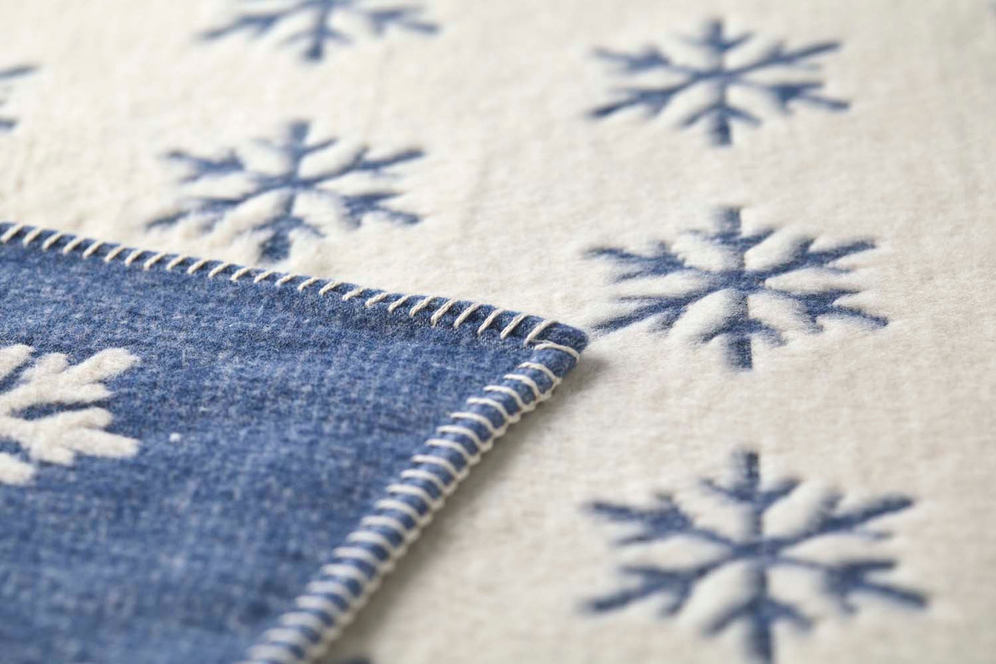 CARLA throw plaid "snowflake" in . Throw Blanket made by David Fussenegger , a family-run mill in Austria.