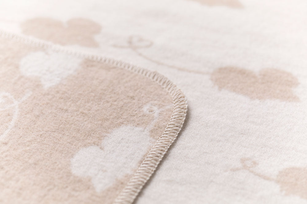 JUWEL puppet/blanket SET "cat" in . Blanket Puppet made by David Fussenegger , a family-run mill in Austria.