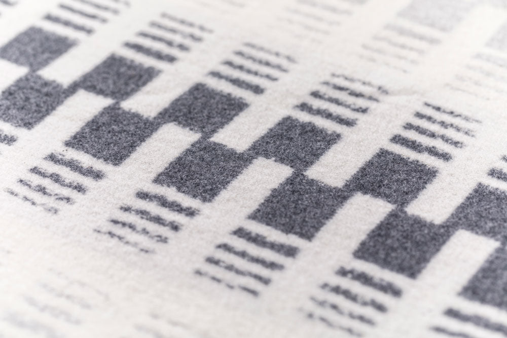 JADE throw "geometric stripes" organic cotton