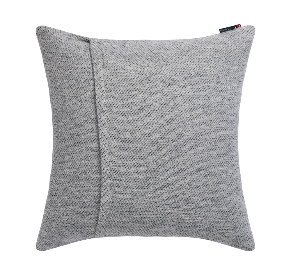 SILVRETTA cushion cover "centered deer" in . Cushion Cover made by David Fussenegger , a family-run mill in Austria.