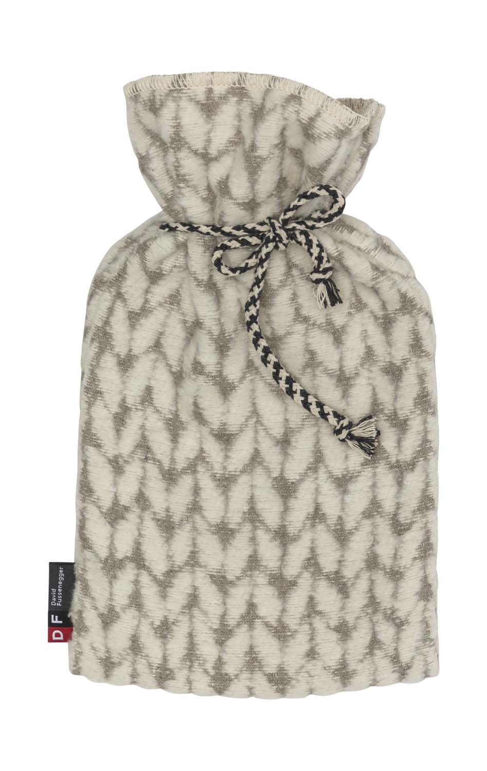 SILVRETTA warming bottle "knitted" in offwhite . Warming Bottle made by David Fussenegger , a family-run mill in Austria.