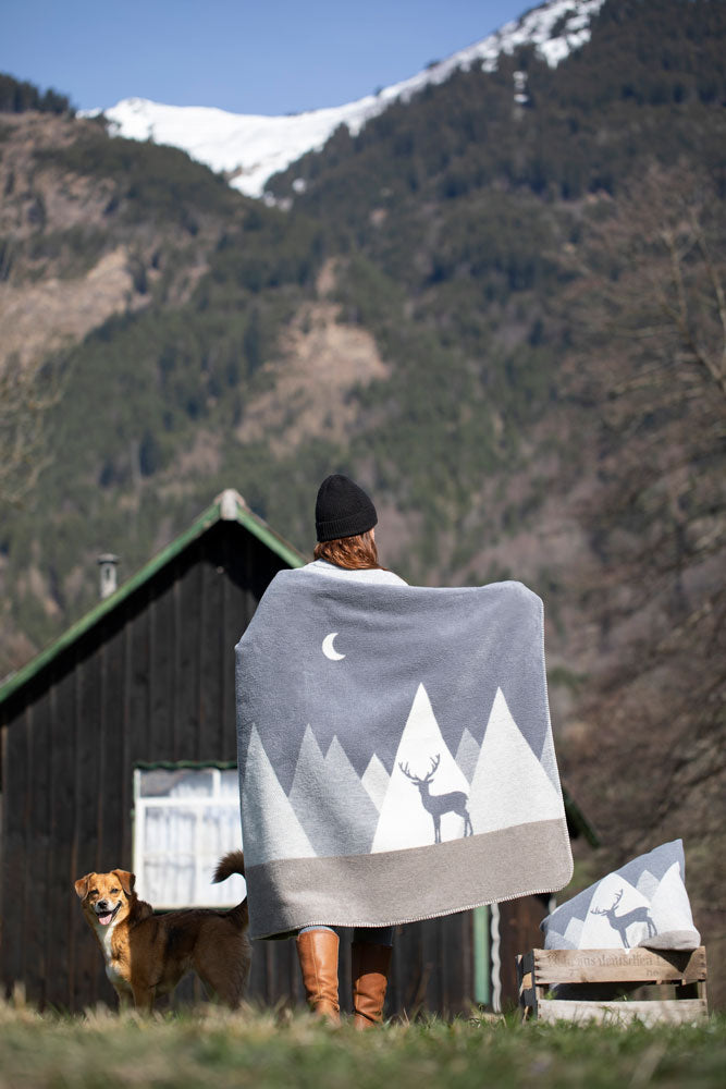 SAVONA throw "mountains modern" in . Throw Blanket made by David Fussenegger , a family-run mill in Austria.