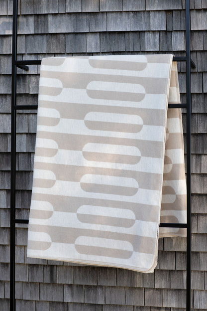 SILVRETTA throw "ellipse"