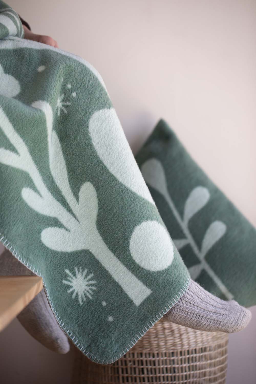 SAVONA throw "folcloristic flowers" in . Throw Blanket made by David Fussenegger , a family-run mill in Austria.