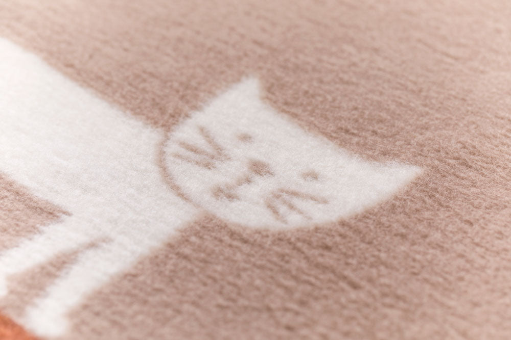 MAJA baby blanket organic "cat" in . Blanket made by David Fussenegger , a family-run mill in Austria.