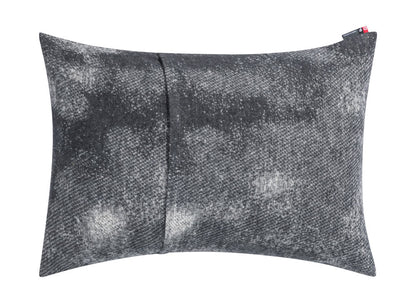 SILVRETTA cushion cover "Edelweiss" in . Cushion Cover made by David Fussenegger , a family-run mill in Austria.