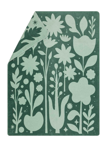 SAVONA throw "folcloristic flowers" in green . Throw Blanket made by David Fussenegger , a family-run mill in Austria.