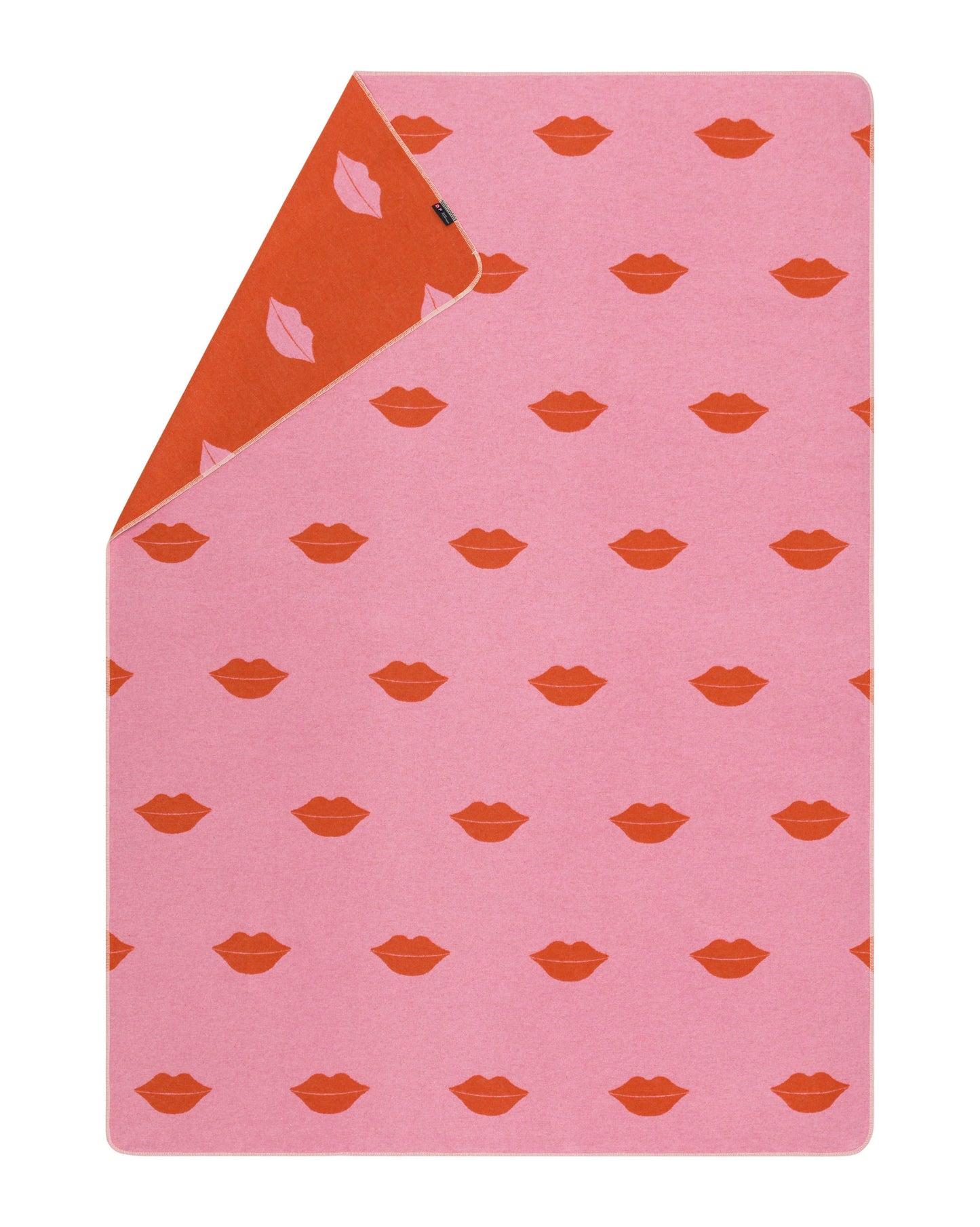 SILVRETTA throw "lips allover"