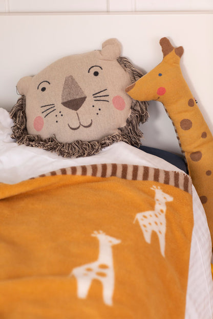 JUWEL pillow "lion" includes filling in . Filled Cushion made by David Fussenegger , a family-run mill in Austria.