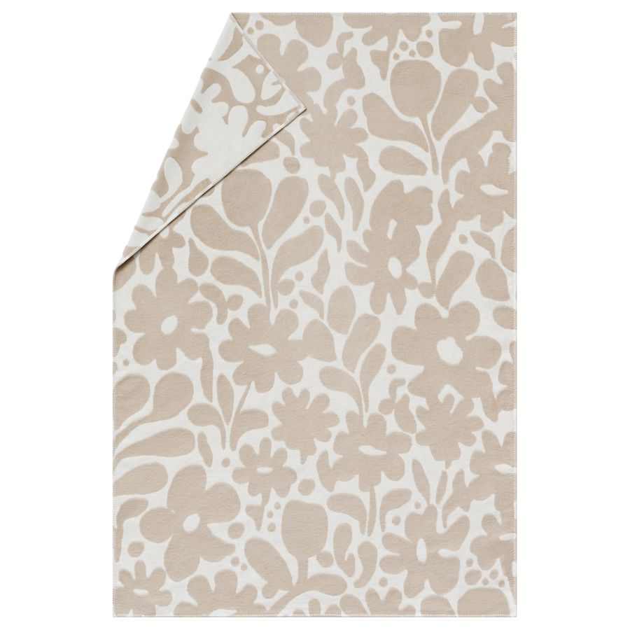 CARLA Throw "Flowers" in . Throw Blanket made by David Fussenegger , a family-run mill in Austria.