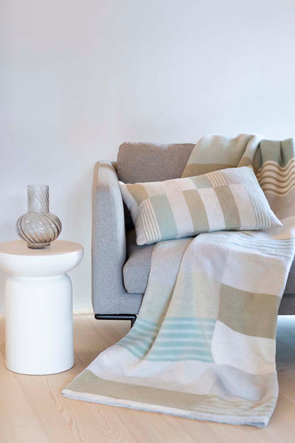 SILVRETTA cushion cover "lines/rectangles" in . Cushion Cover made by David Fussenegger , a family-run mill in Austria.