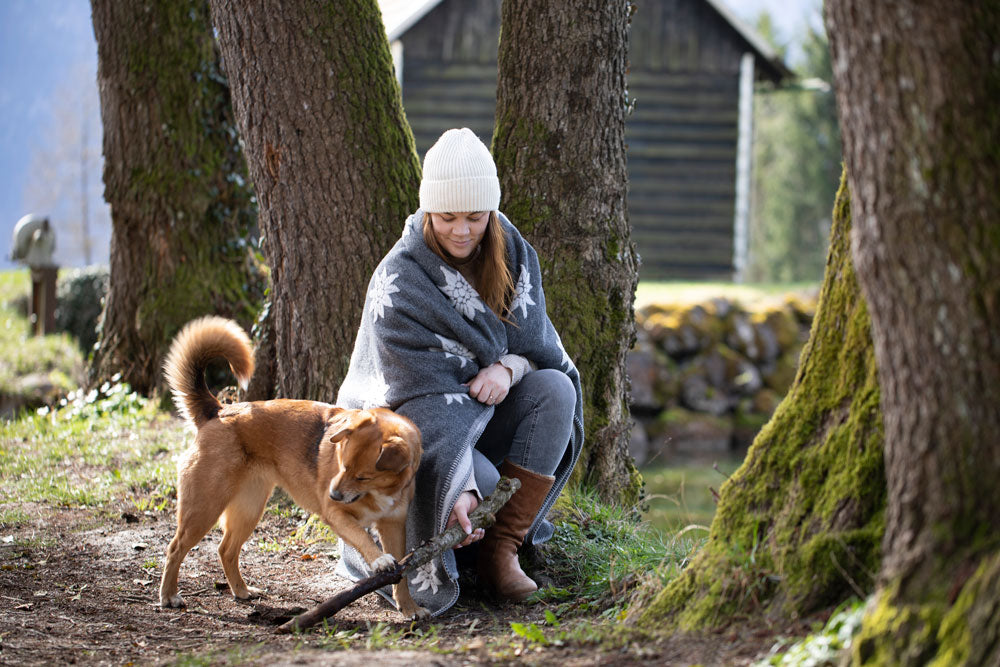 CARLA throw "Edelweiß" in . Throw Blanket made by David Fussenegger , a family-run mill in Austria.