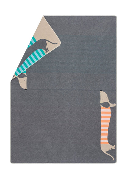 JUWEL kid blanket "dachshund" in grey . Blanket made by David Fussenegger , a family-run mill in Austria.