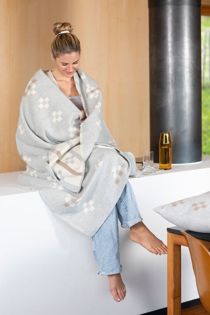 AMBER throw "quilt" organic cotton in . Throw Blanket made by David Fussenegger , a family-run mill in Austria.