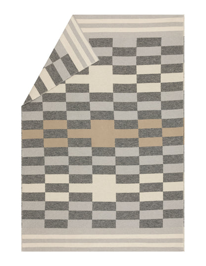 NOVA throw "rectangles"