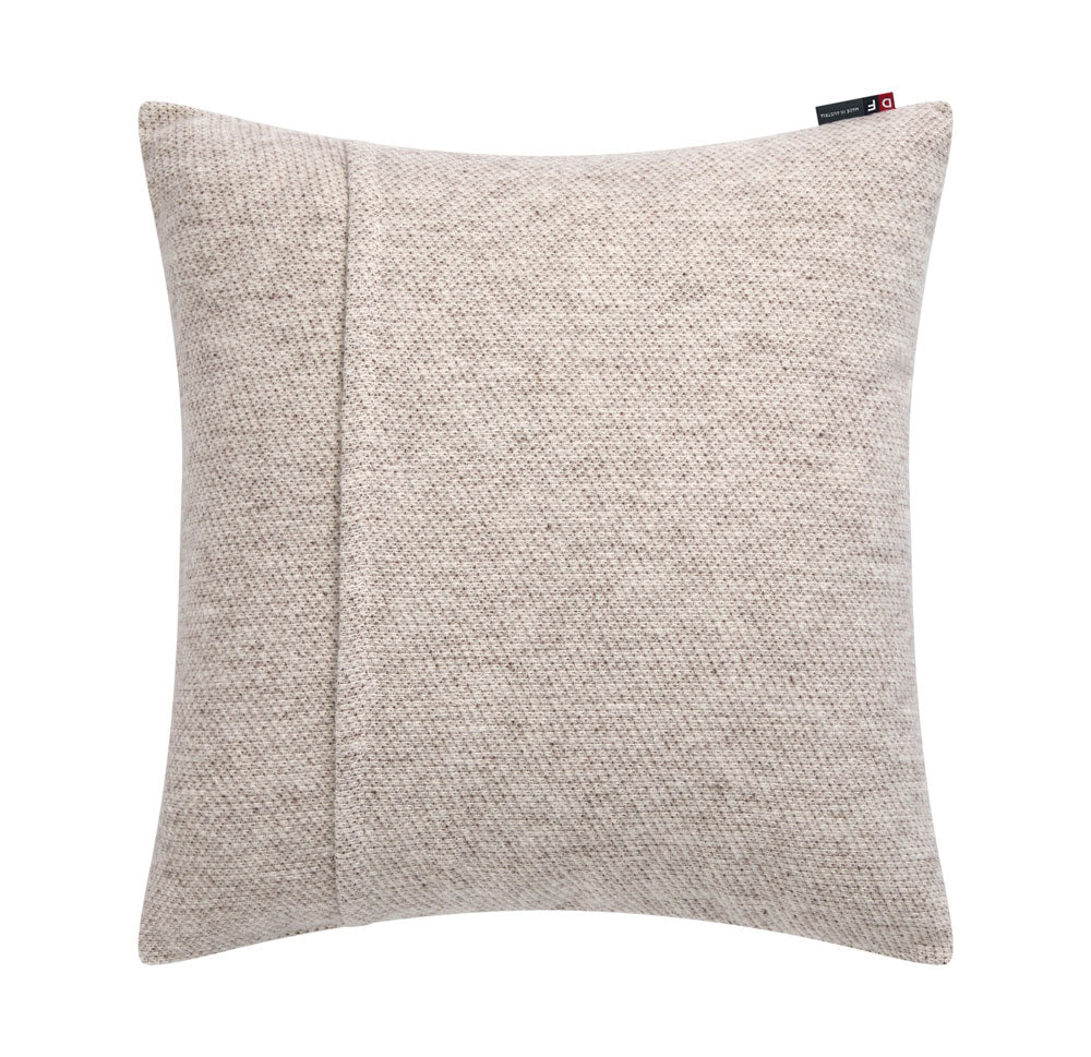 SILVRETTA cushion cover "centered deer" in . Cushion Cover made by David Fussenegger , a family-run mill in Austria.
