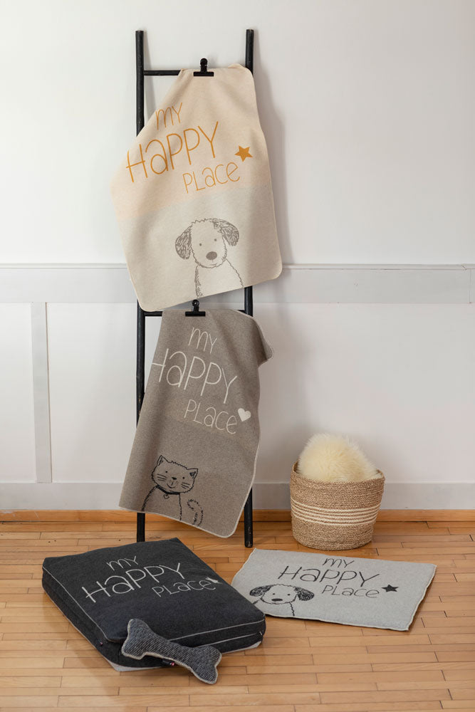 PET blanket "My Happy Place" dog small in . Pet Blanket made by David Fussenegger , a family-run mill in Austria.