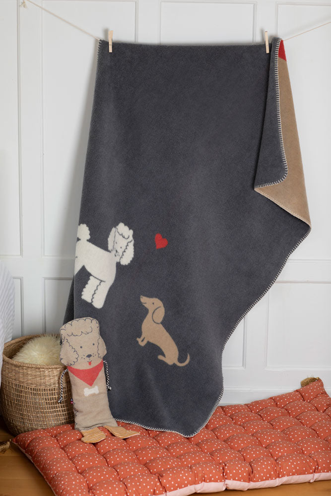 MILA toddler blanket "dachshund & poodle" in . Blanket made by David Fussenegger , a family-run mill in Austria.