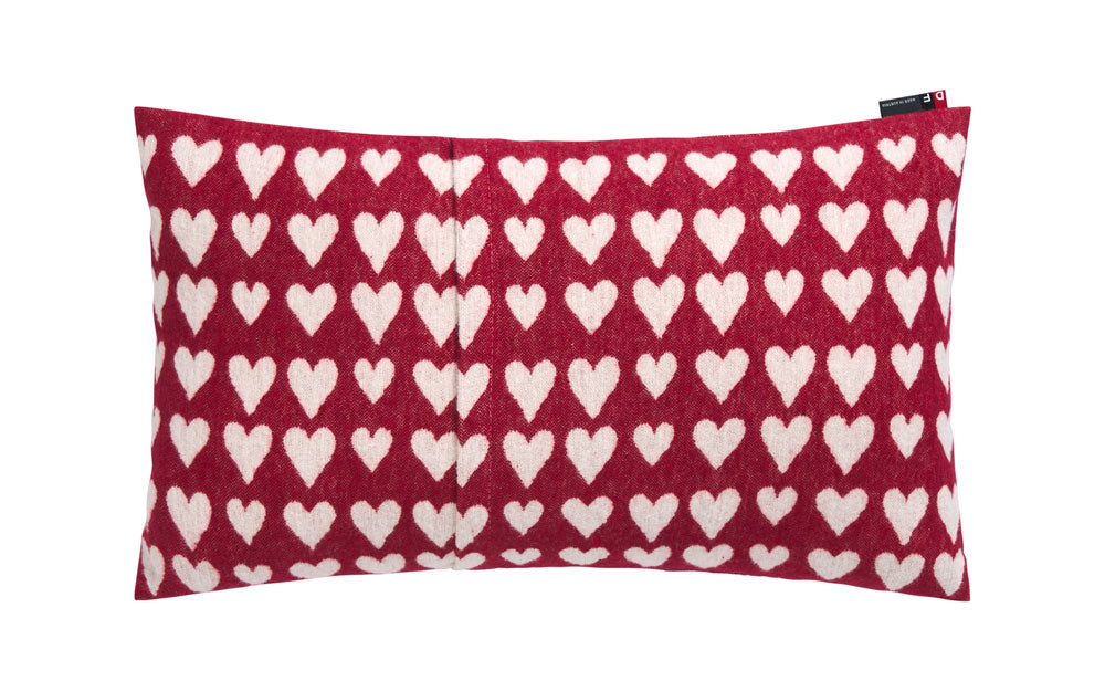 SILVRETTA cushion cover "hearts" in . Cushion Cover made by David Fussenegger , a family-run mill in Austria.