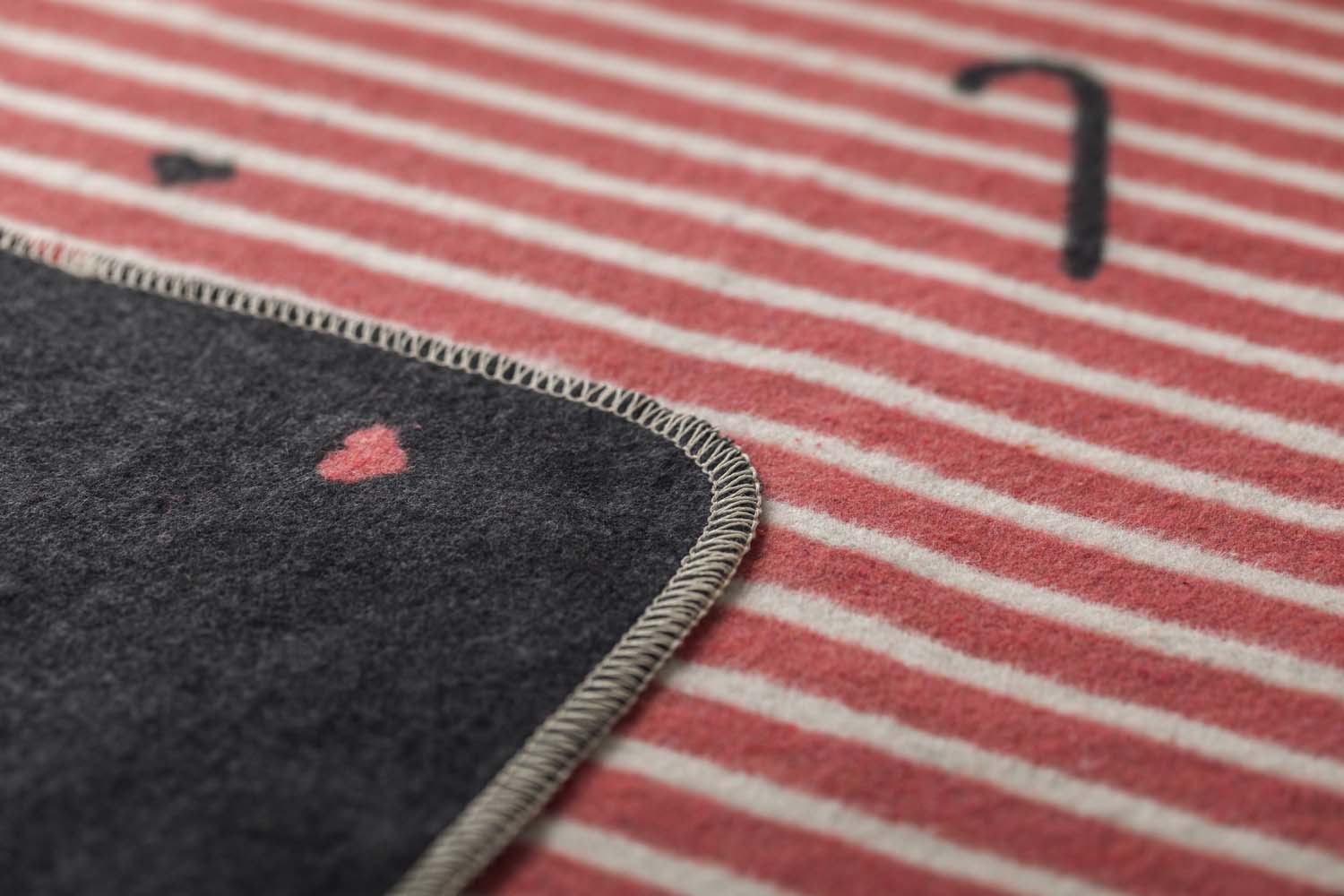 SILVRETTA throw "candy canes allover" in . Throw Blanket made by David Fussenegger , a family-run mill in Austria.