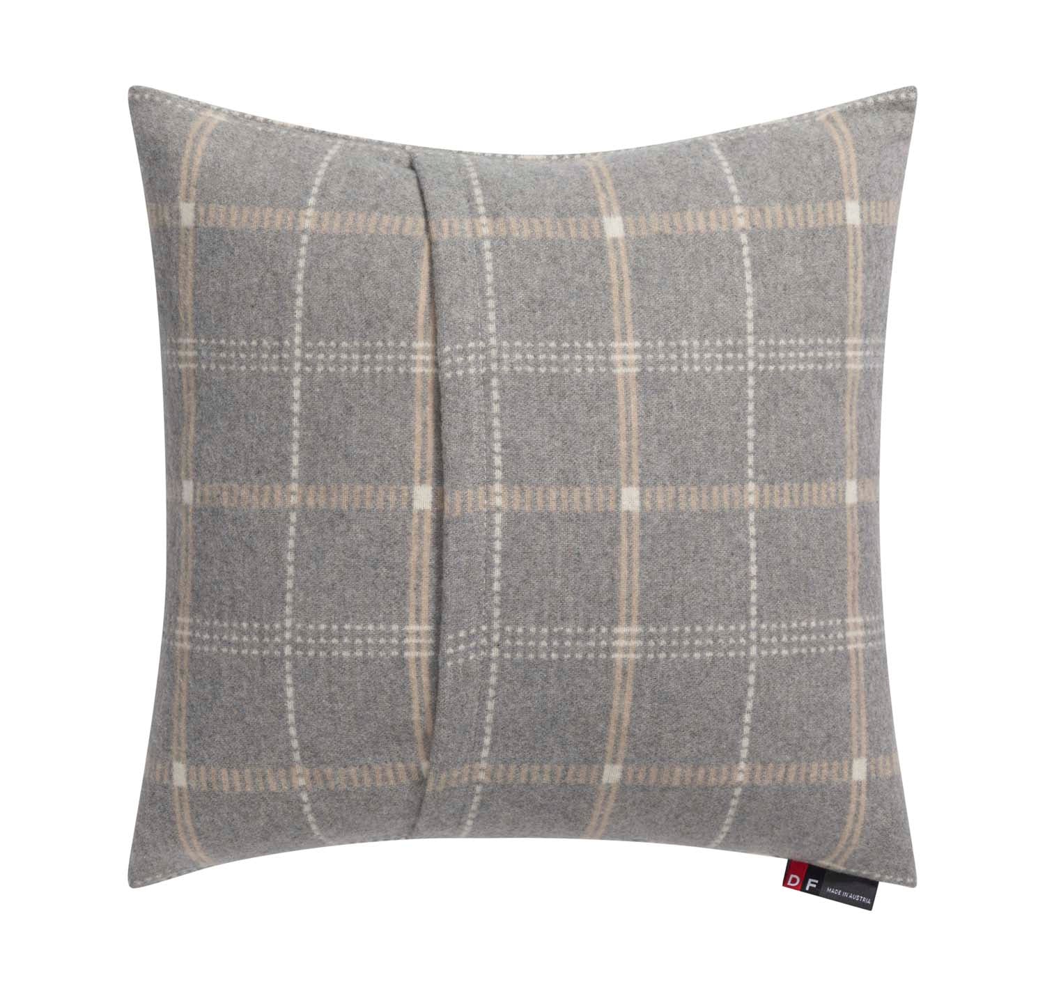 SILVRETTA cushion cover "checkered" in . Cushion Cover made by David Fussenegger , a family-run mill in Austria.