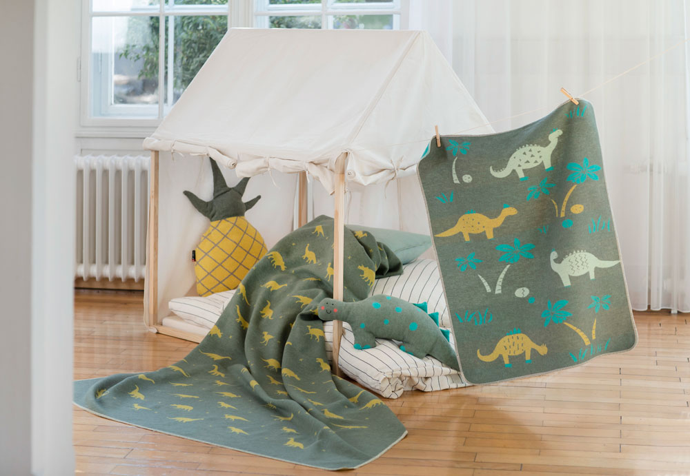 JUWEL baby blanket "dinos" in . Blanket made by David Fussenegger , a family-run mill in Austria.