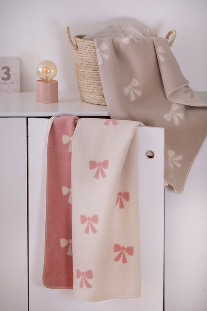 MAJA baby blanket "bows allover"