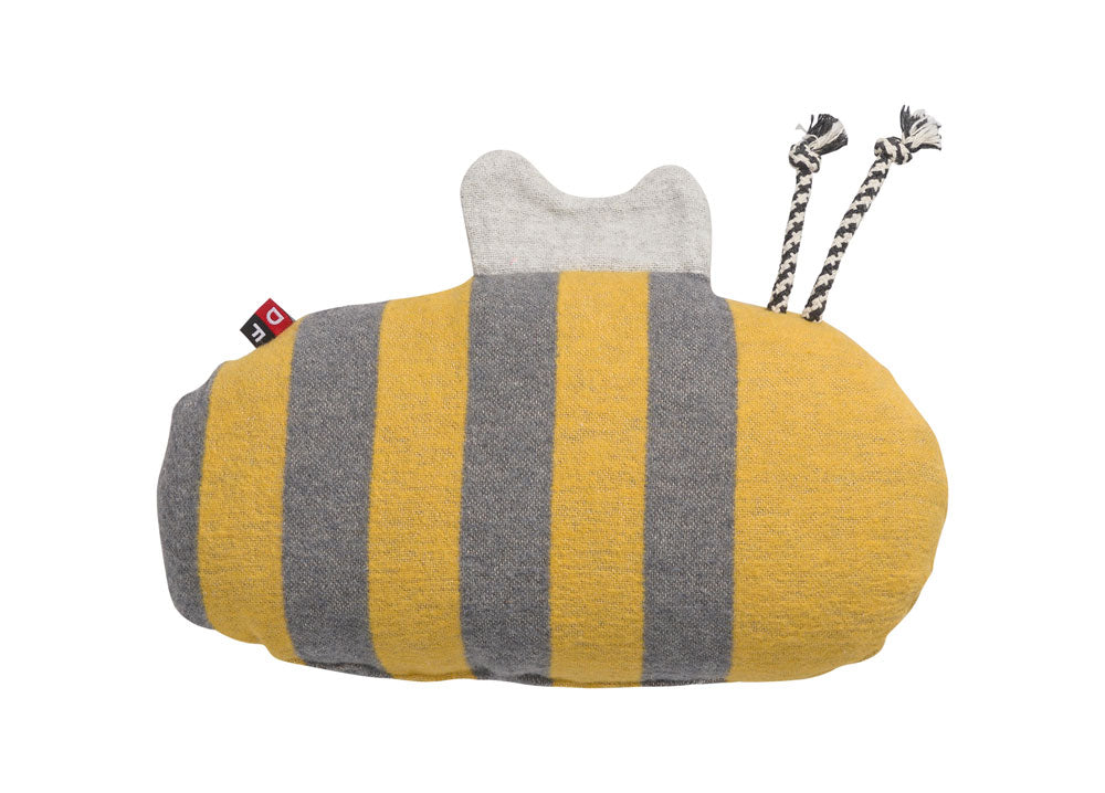 JUWEL pillow "bumblebee" includes filling in . Filled Cushion made by David Fussenegger , a family-run mill in Austria.