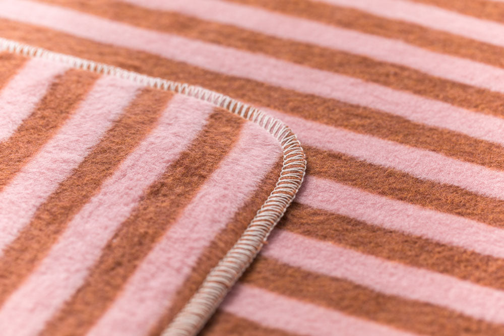 MAJA baby blanket organic "cat" in . Blanket made by David Fussenegger , a family-run mill in Austria.