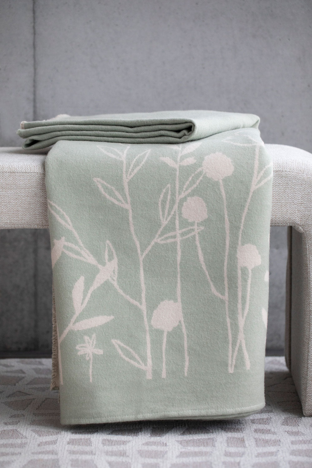 AMBER throw "floral" organic cotton