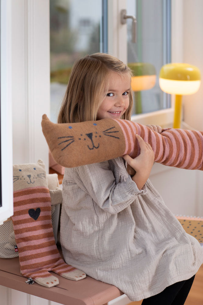 JUWEL nesting roll "cat" in . Nesting Roll made by David Fussenegger , a family-run mill in Austria.