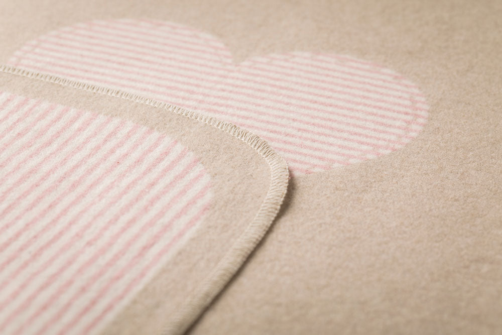 JUWEL baby blanket "heart" in . Blanket made by David Fussenegger , a family-run mill in Austria.