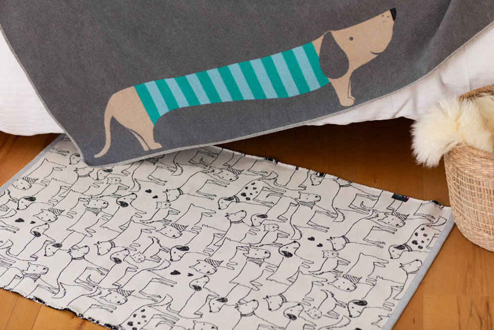 JUWEL kid blanket "dachshund" in . Blanket made by David Fussenegger , a family-run mill in Austria.