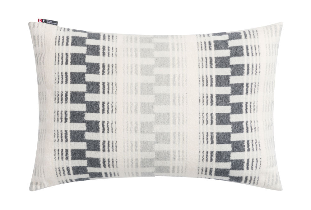 JADE cushion cover "geometric stripes" organic cotton in grey . Cushion Cover made by David Fussenegger , a family-run mill in Austria.