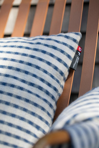 RIVA cushion cover "fine lines"