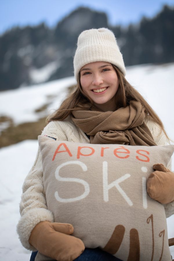 SILVRETTA Cushion Cover "Après Ski" in . Cushion Cover made by David Fussenegger , a family-run mill in Austria.