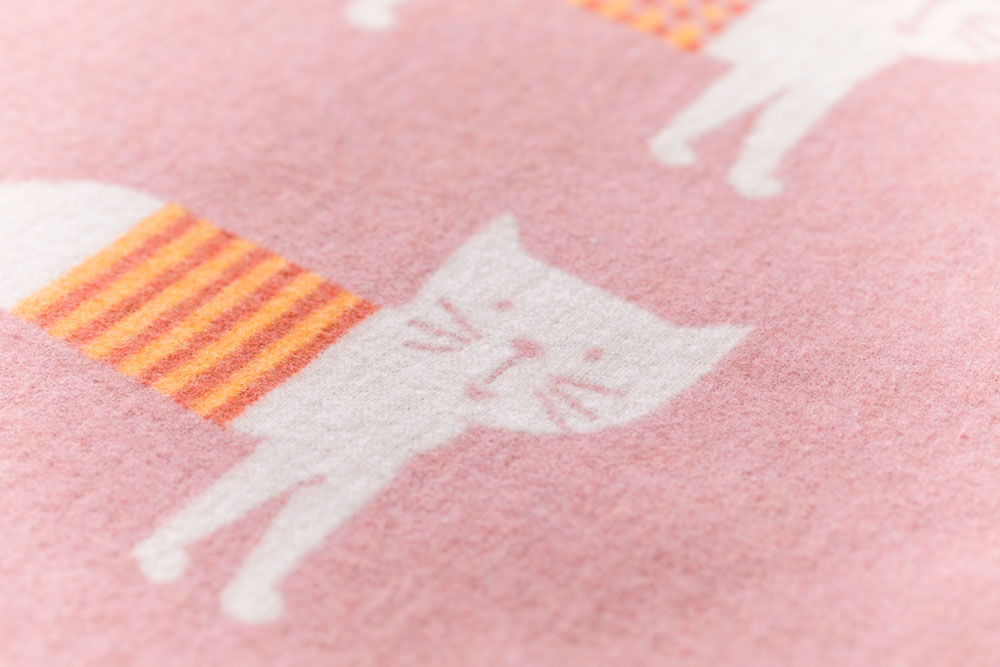 JUWEL baby blanket "cats allover" in . Blanket made by David Fussenegger , a family-run mill in Austria.