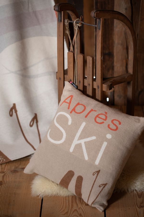 SILVRETTA Cushion Cover "Après Ski" in . Cushion Cover made by David Fussenegger , a family-run mill in Austria.