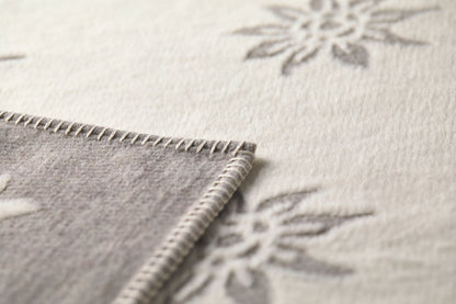 CARLA throw "Edelweiß" in . Throw Blanket made by David Fussenegger , a family-run mill in Austria.