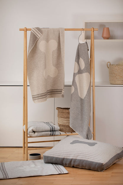 PET blanket "bone" small