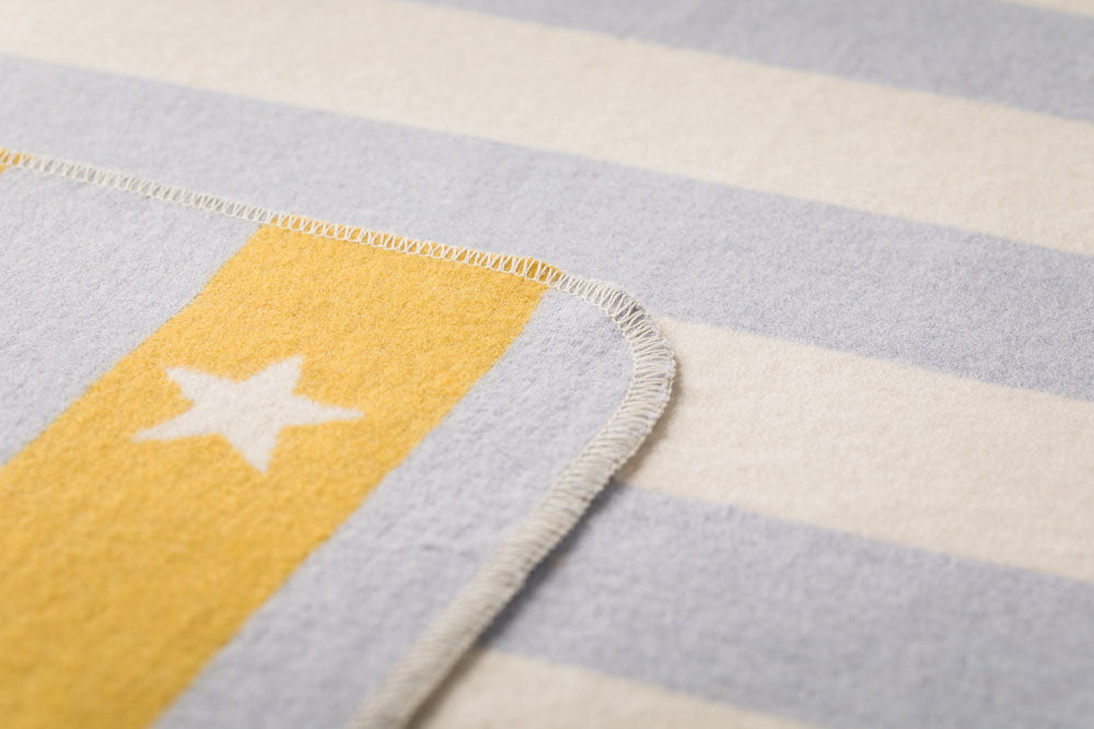 JUWEL puppet/blanket SET "monkey" in . Blanket Puppet made by David Fussenegger , a family-run mill in Austria.