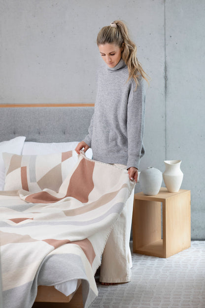 LUCA throw "graphic shapes"