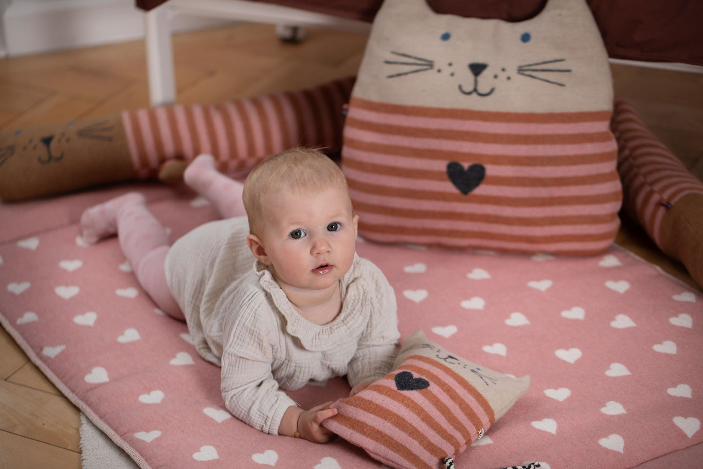 JUWEL play mat padded "hearts allover"