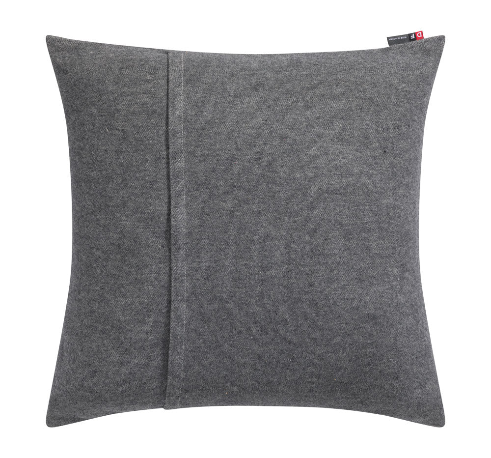 JADE cushion cover "single umbel" organic cotton in . Cushion Cover made by David Fussenegger , a family-run mill in Austria.